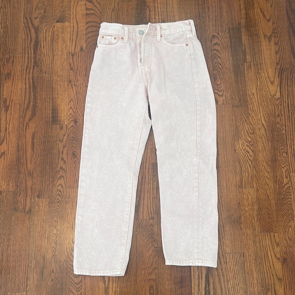 LEVI JEANS